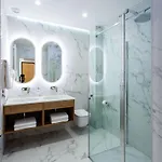 Square 3* غدينيا
