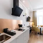 Square غدينيا