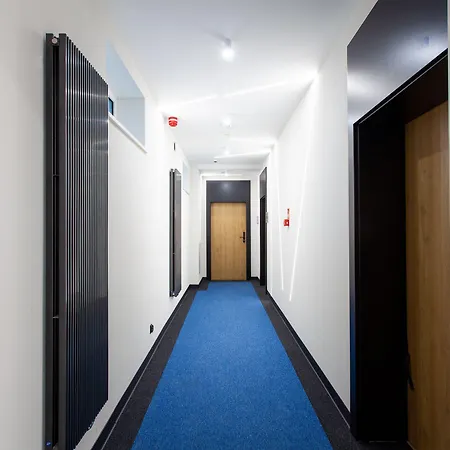 Square 公寓式酒店 3*