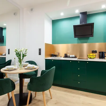 Square 3* 格丁尼亚