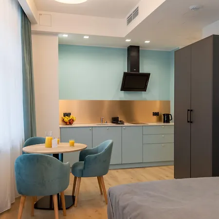 Square Lejlighedshotel 3*