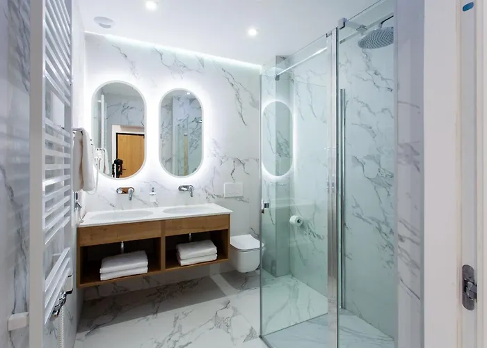 Square 3* غدينيا